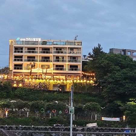Cheonjiyeon Crystal Hotel Seogwipo Eksteriør billede