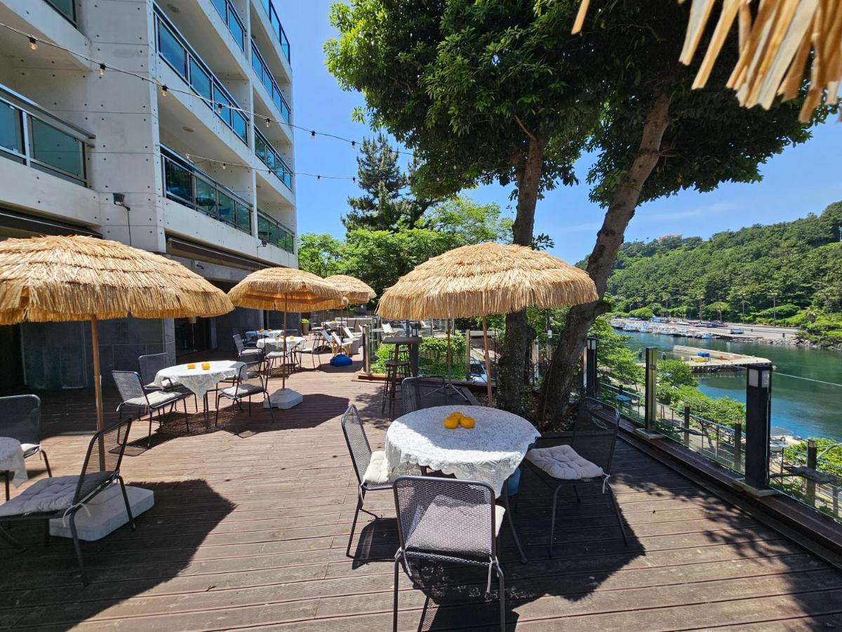Cheonjiyeon Crystal Hotel Seogwipo Eksteriør billede