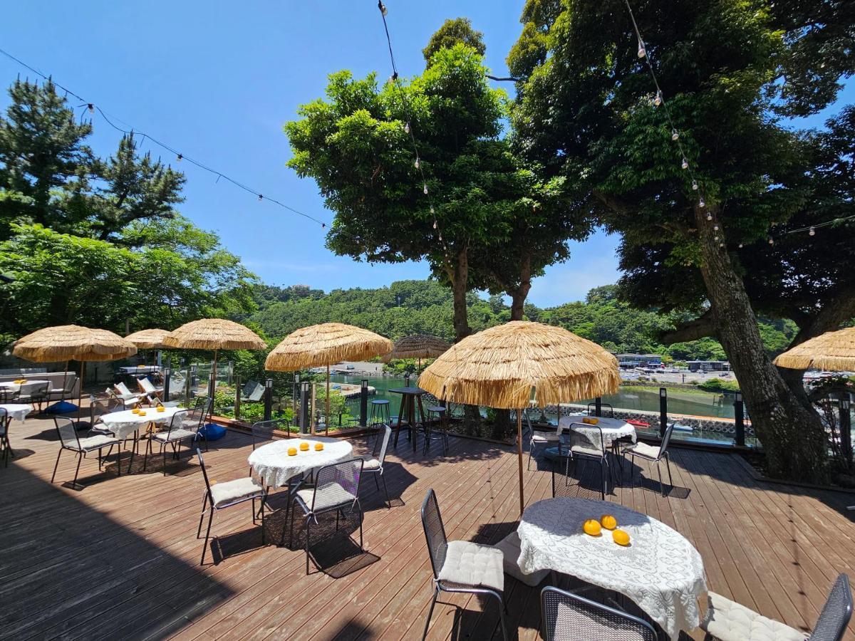 Cheonjiyeon Crystal Hotel Seogwipo Eksteriør billede
